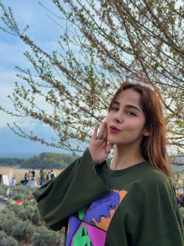 Woman image