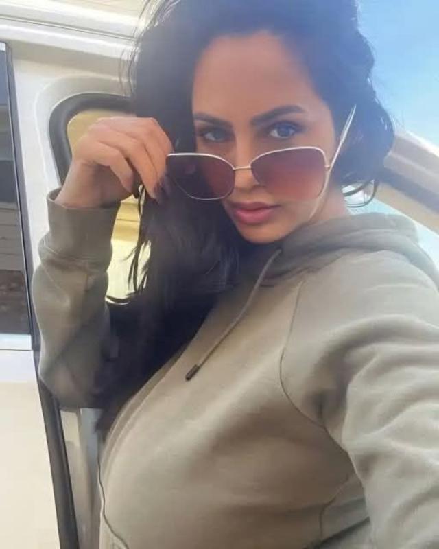 Woman image