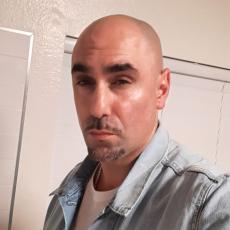 people looking to talk