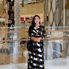 people looking to talk