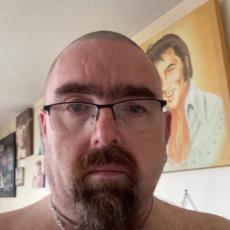 people looking to talk