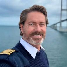 people looking to talk