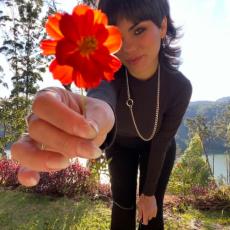 people looking to talk