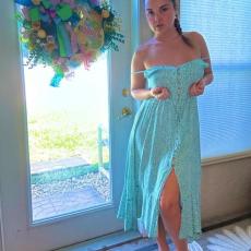 people looking to talk