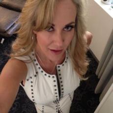 people looking to talk