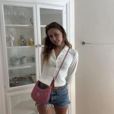 people looking to talk