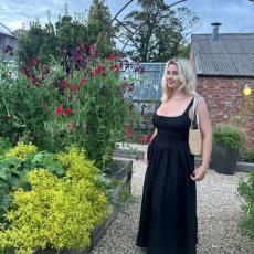 people looking to talk