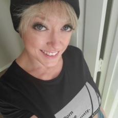 people looking to talk