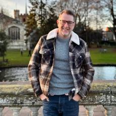 people looking to talk