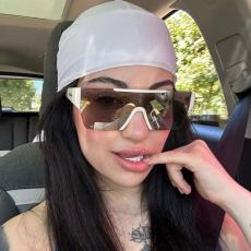 people looking to talk