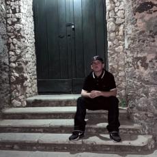 people looking to talk