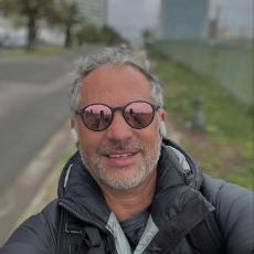 people looking to talk