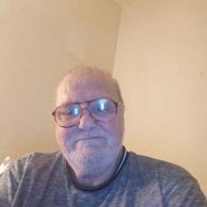 people looking to talk