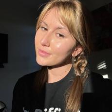 people looking to talk