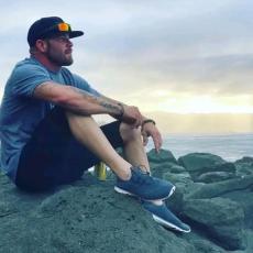 people looking to talk